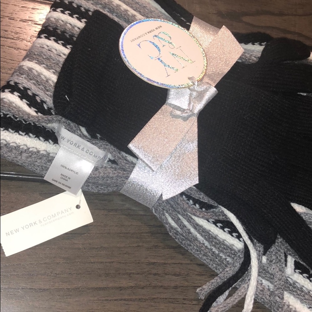 Scarf and Glove Set